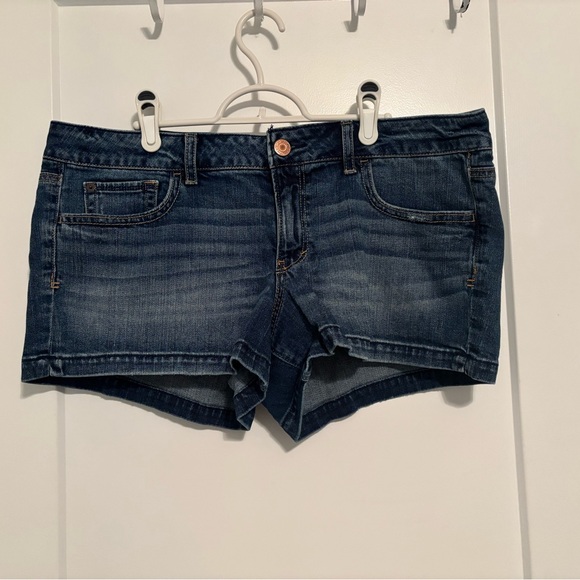 American Eagle Denim Blue Women's Shorts - Picture 1 of 5